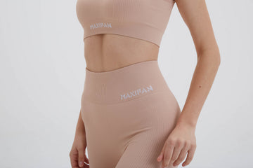 Features of seamless clothing